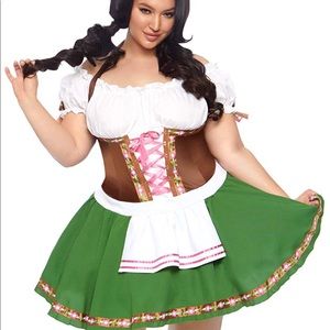 St Pauli Girl wench costume
